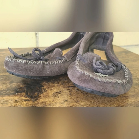 Manitobah Mukluks Mocassins - Picture 3 of 8